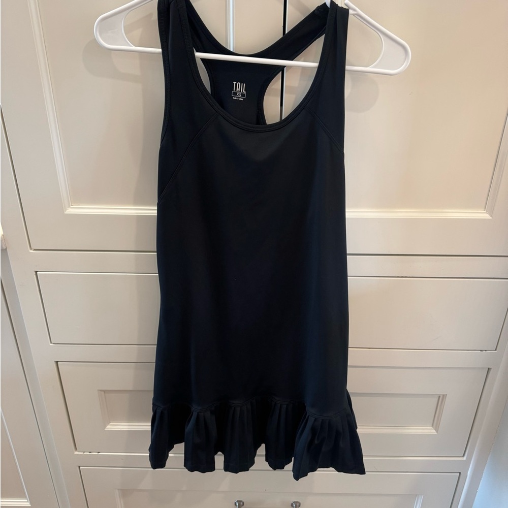 Tail Women's Black Ruffle Hem Tennis Dress